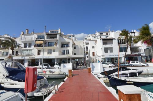 Apartemen Puerto Banus First Line With Sea And Marina Views *