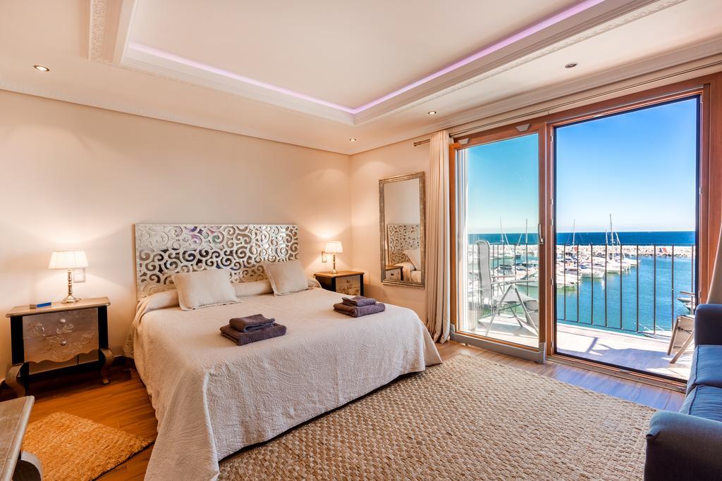 Puerto Banus First Line With Sea And Marina Views Marbella